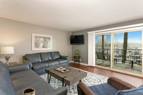 210B Harbor Views Short Stroll to Beach, Large Balcony, Walk to Dining Shops